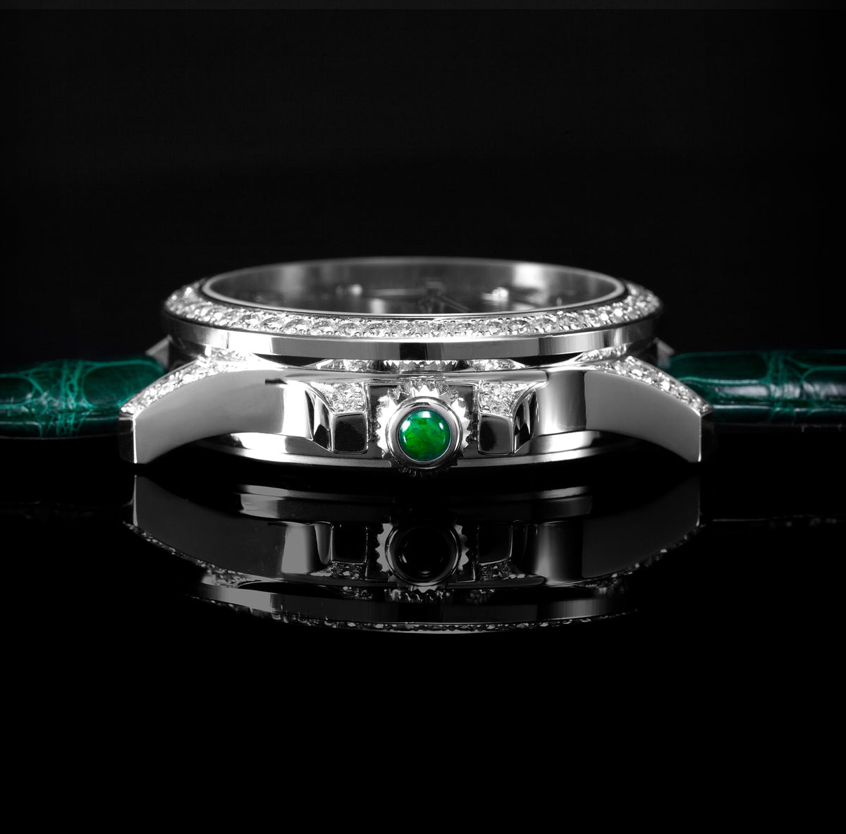 Emperor Jade (Gent.) - Round Diamond